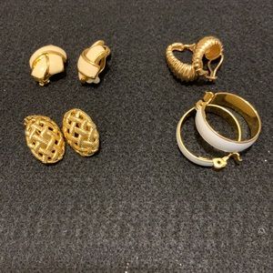 Lot of 4 pairs of clip earrings.